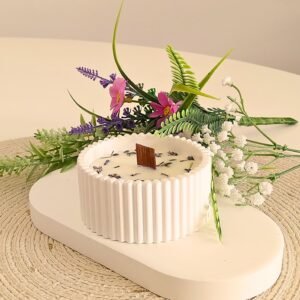 Vela artesanal de lavanda con cera vegetal y aroma relajante